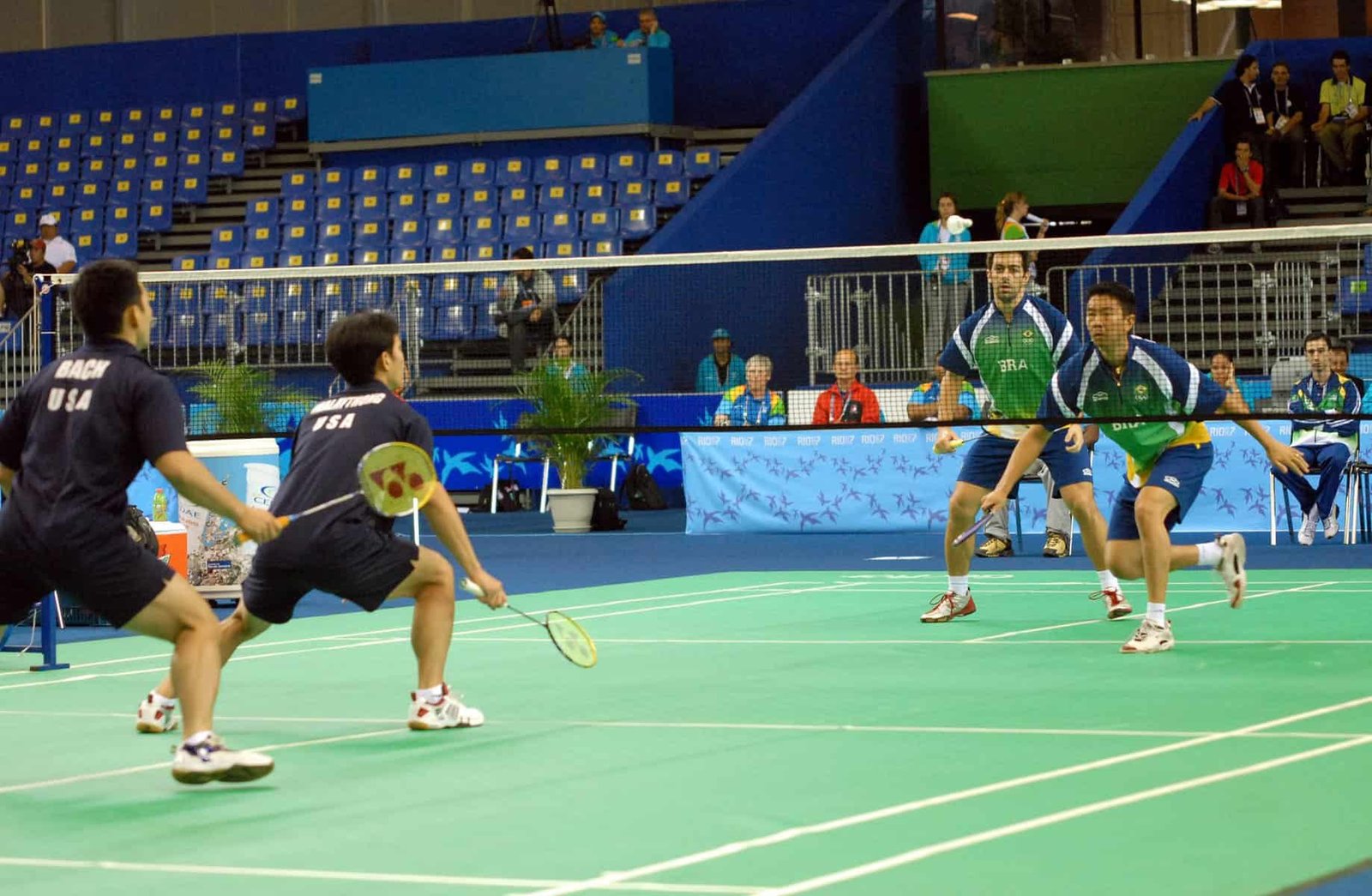 what-does-mixed-doubles-mean-in-badminton